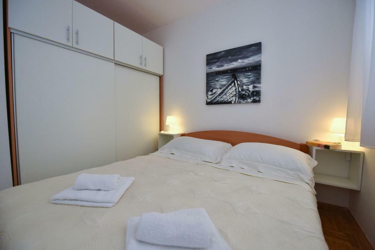 Vicy Apartment Novalja Eksteriør bilde