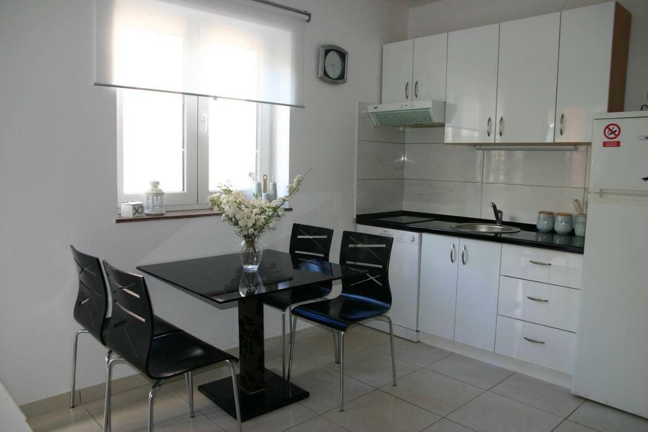 Vicy Apartment Novalja Eksteriør bilde